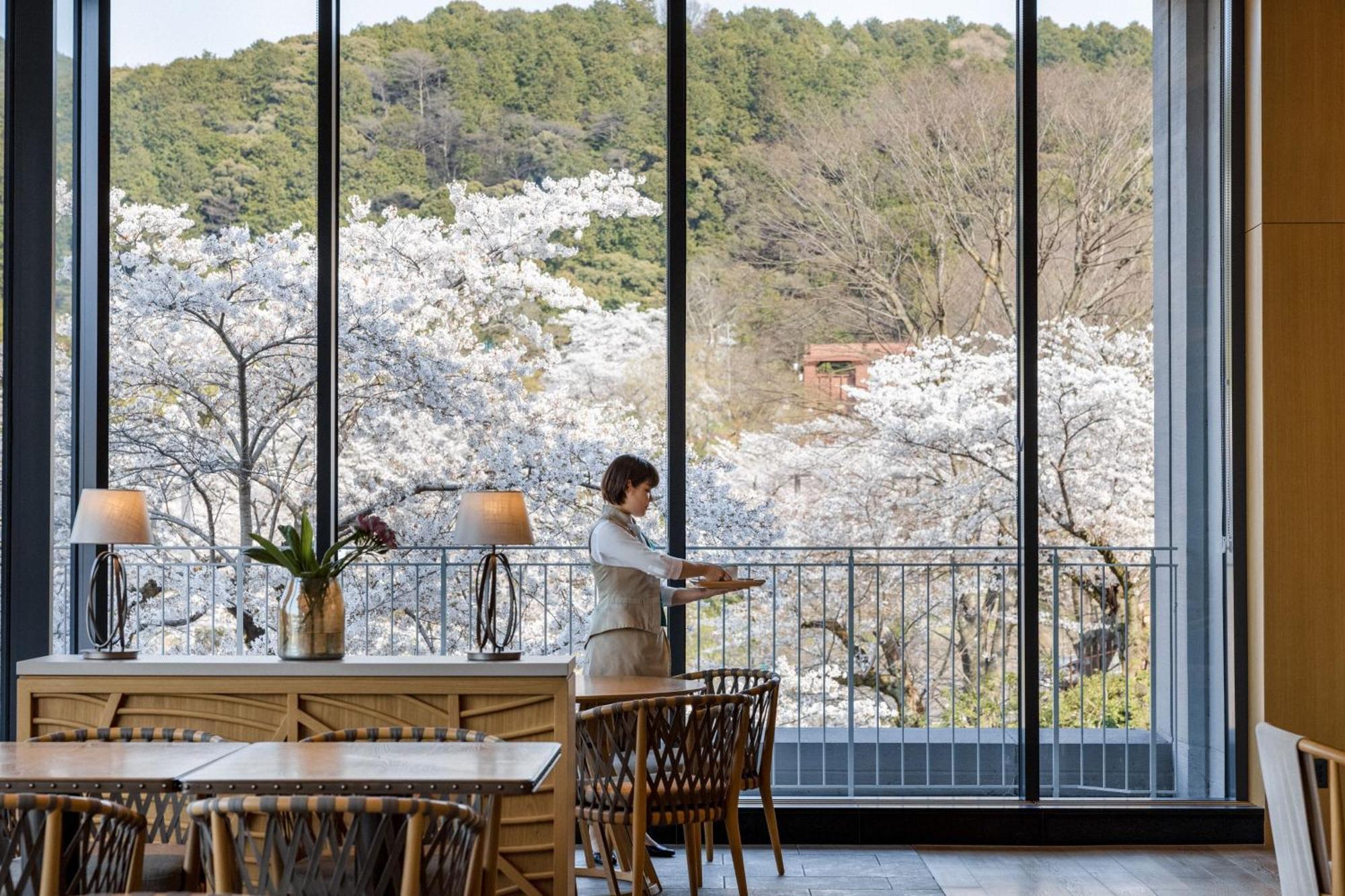 The Westin Miyako Kyoto Hotell Exteriör bild